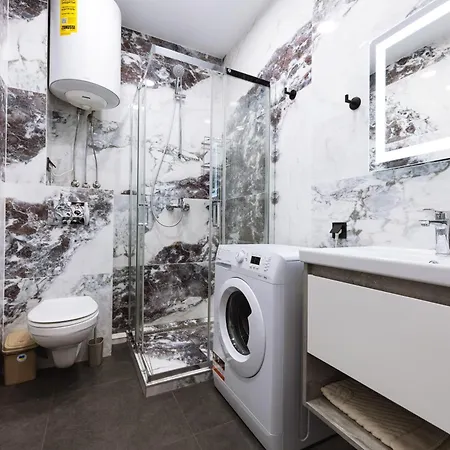 на кирилівська 37 Apartment